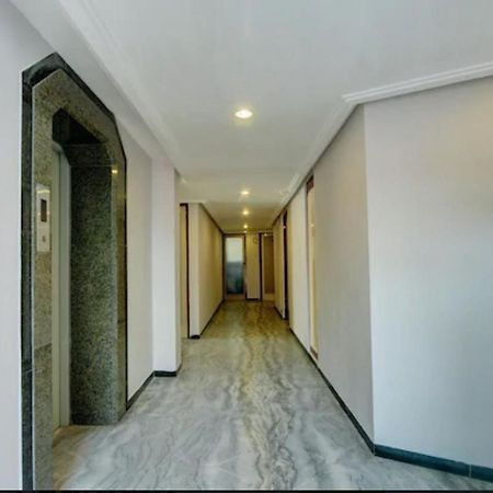 Hotel Padmam Maduráj Kültér fotó